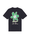 Les Deux Flower Basket T-Shirt in groen en wit, met een grote seizoensgebonden bloemenmand graphic geprint op de rug.