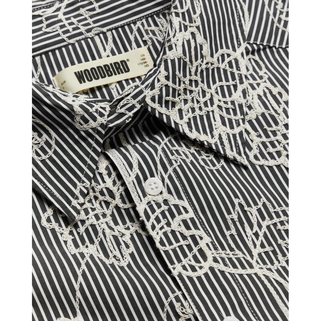Brooks EMB shirt