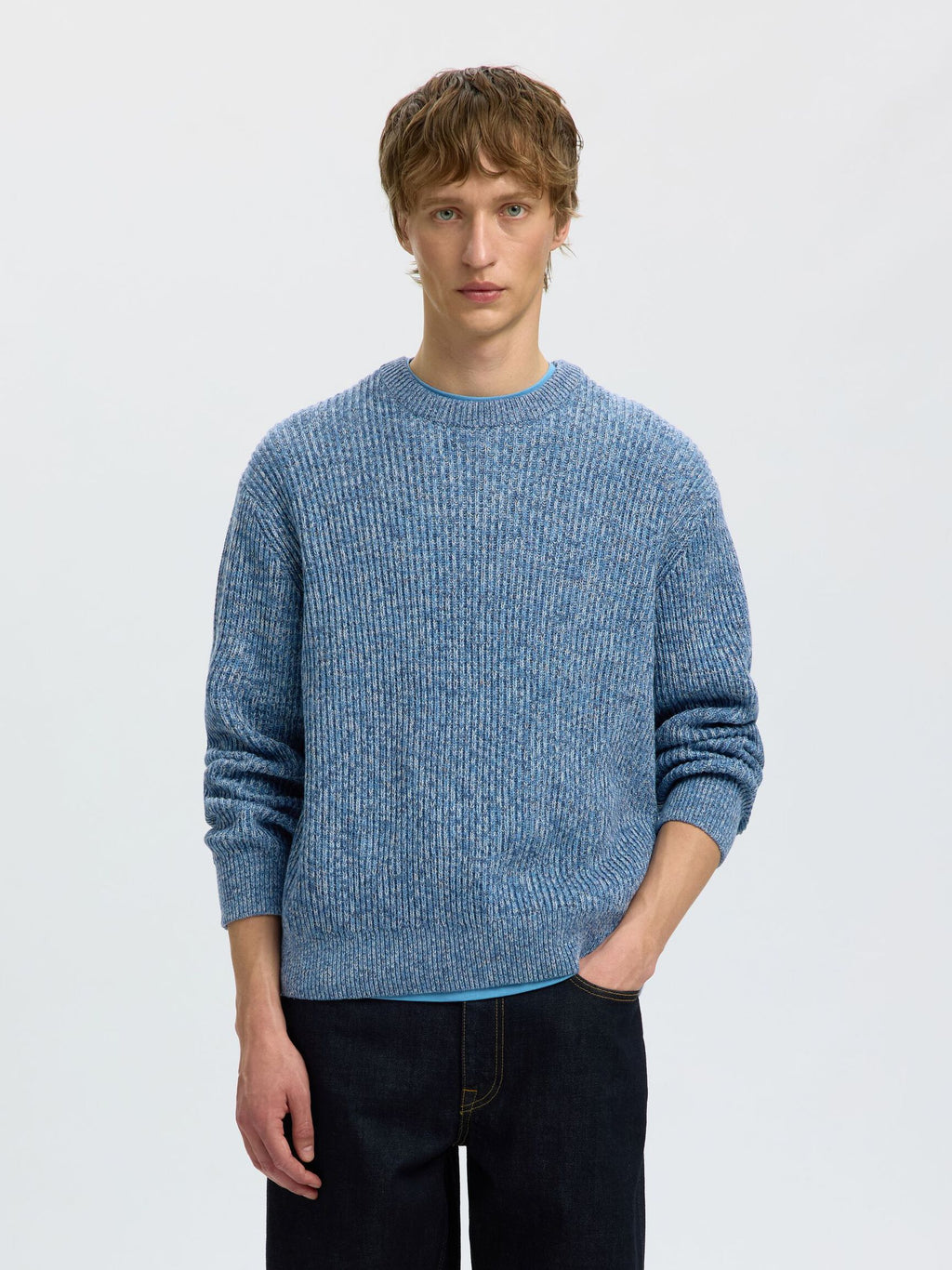 Knit crew neck