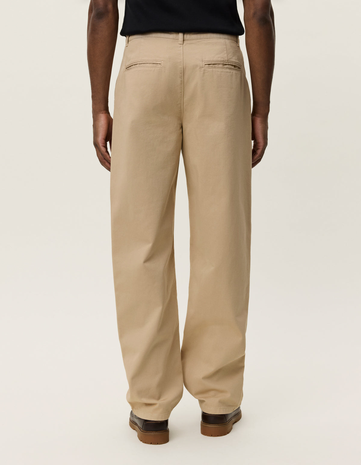 Les Deux Romeo Pleated Chino Pants (Irish Cream)